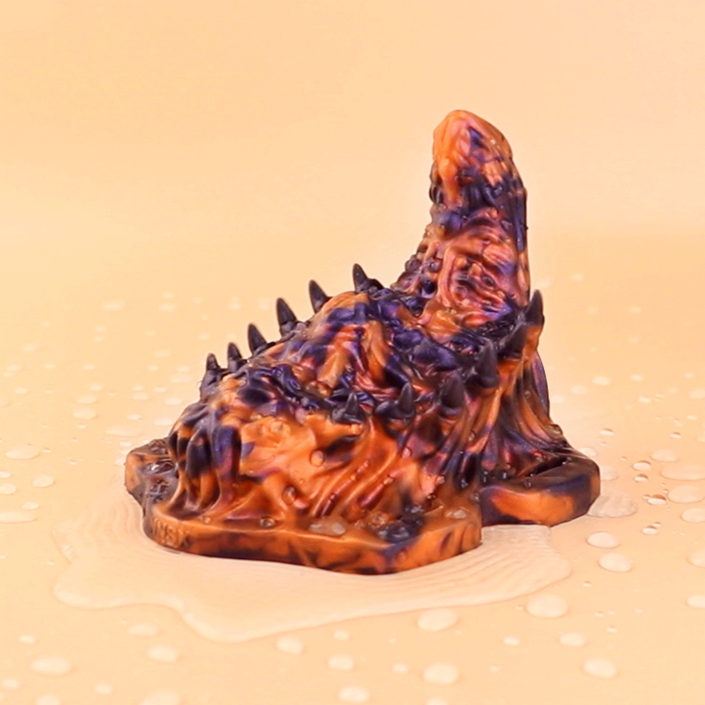 🫅🏼Broodhugger Queen Vyrana Wearable Grinding Sex Toy