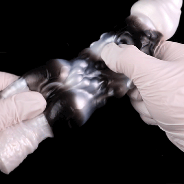 💎 Fantasy Horse Vibrating Wearable Penis Sleeve