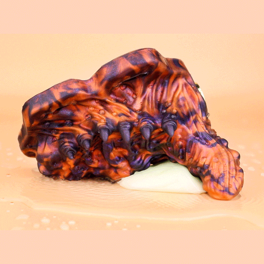 🫅🏼Broodhugger Queen Vyrana Wearable Grinding Sex Toy
