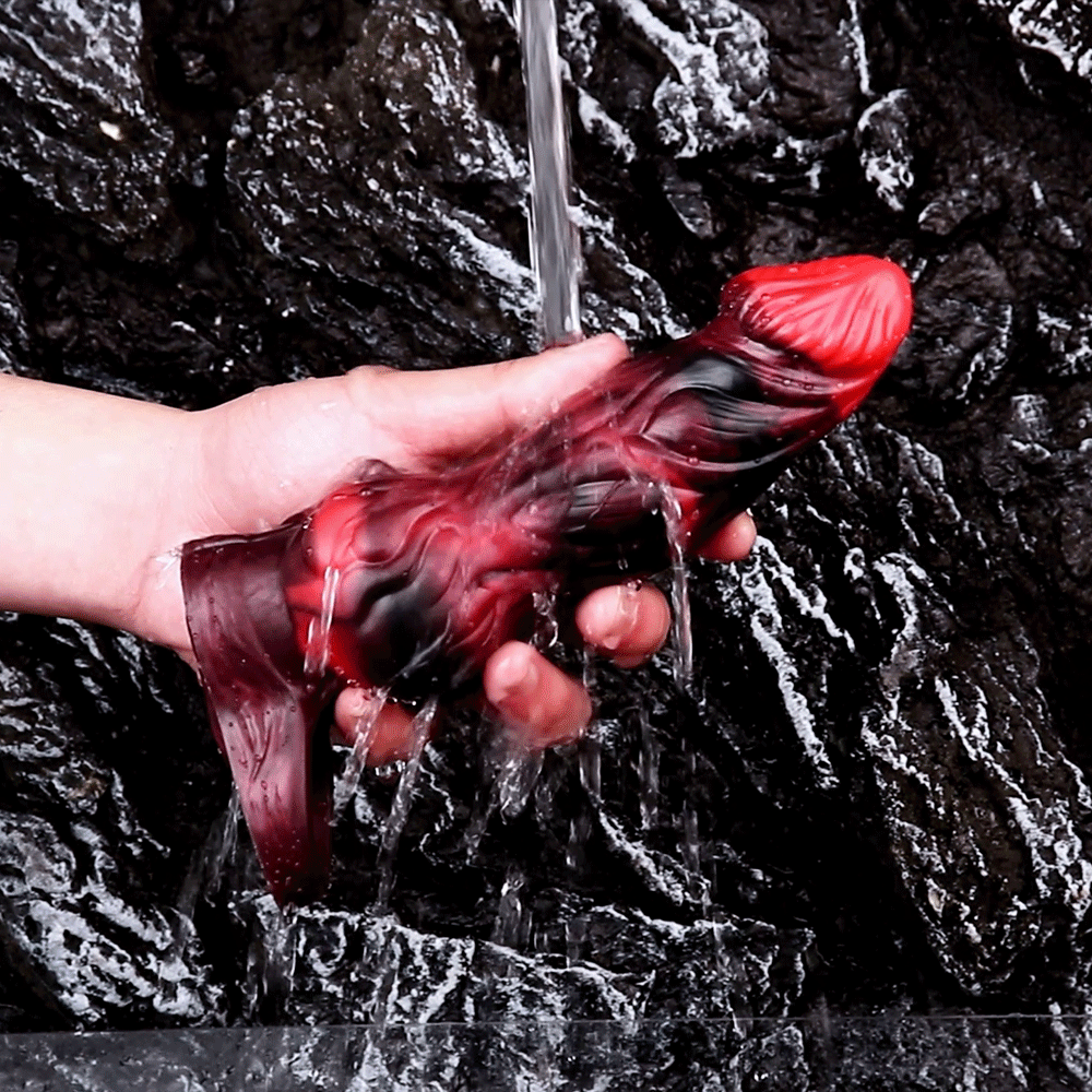 Kert Dragon Cock Sleeve – Bold Red & Black Fantasy Toy