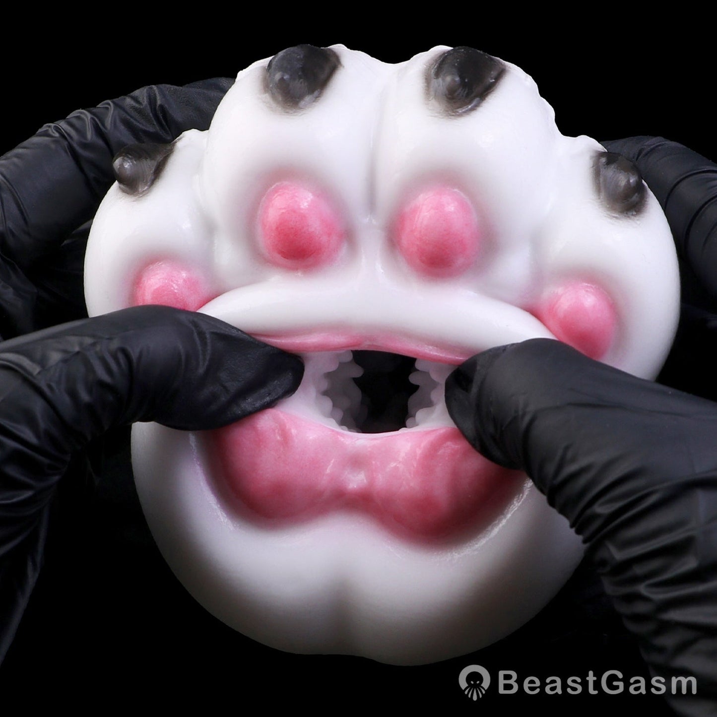 🐺 Arctic Wolf Paw Pocket Pussy – Platinum Silicone Masturbator - BeastGasm