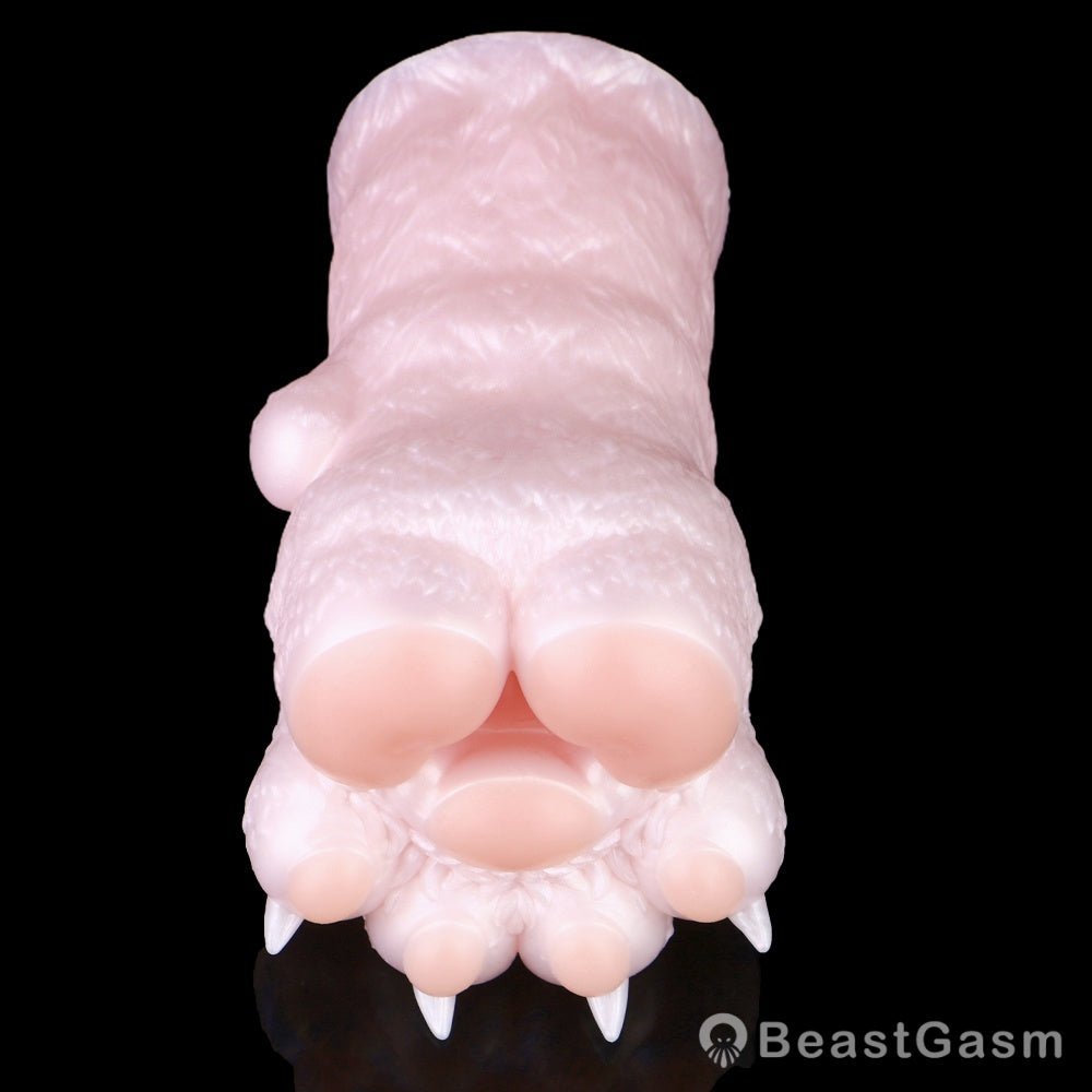 🐻 Bear Paw Masturbator – Tight, Soft, Totally Dangerous - BeastGasm