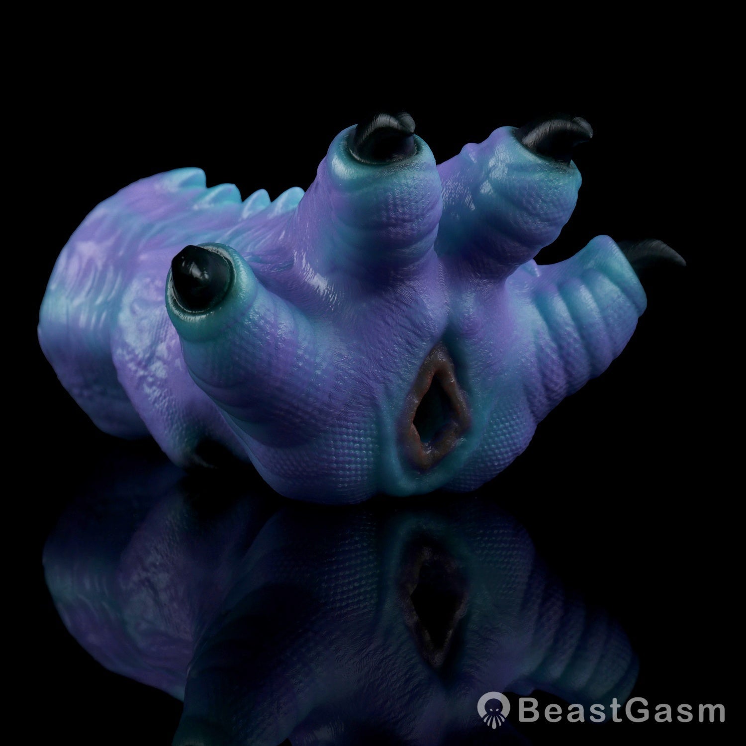 🐾 BeastGasm Bloodclaw Dragon Paw Pocket Pussy Toy - BeastGasm