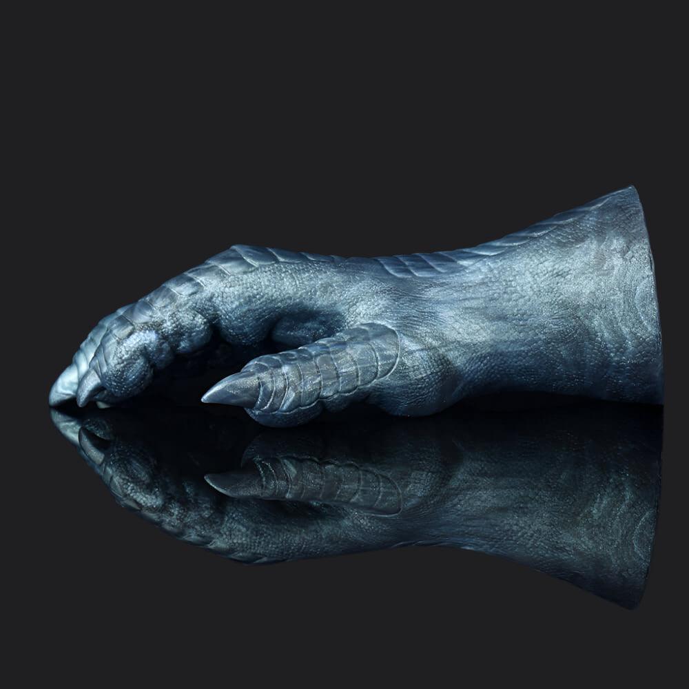 Claw - Shaped Toy for Deep, Untamed Pleasure - BeastGasm