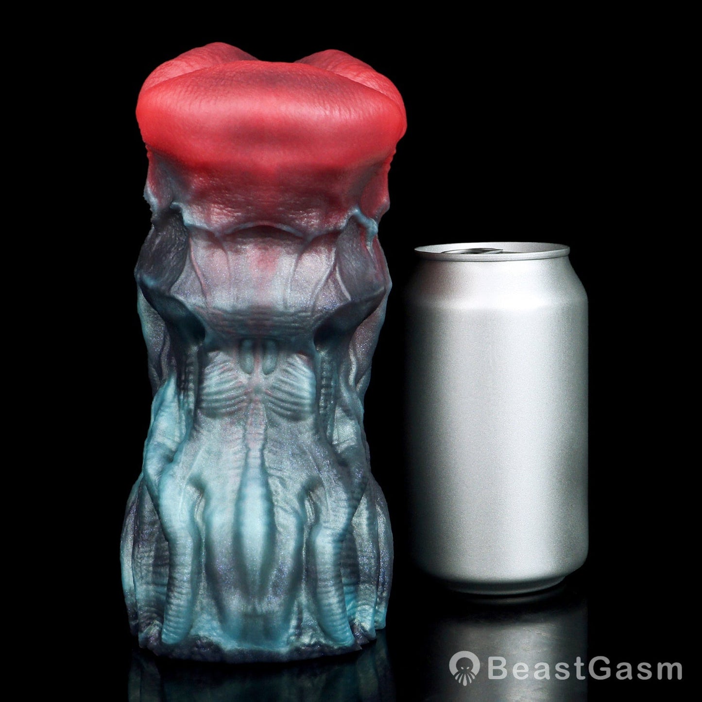 💋 Dark Banshee's Kiss: Realistic Lips Suction Stroker - BeastGasm