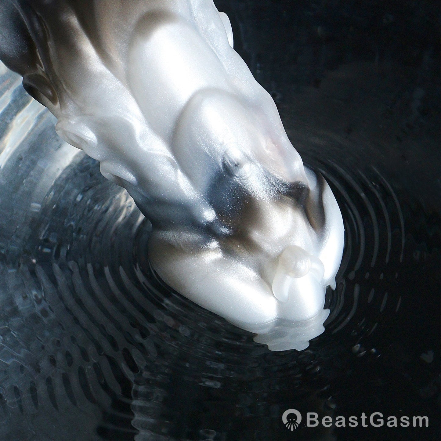 🐦‍🔥 Dragon Scale Fantasy Vibrating Wearable Penis Sleeve - BeastGasm