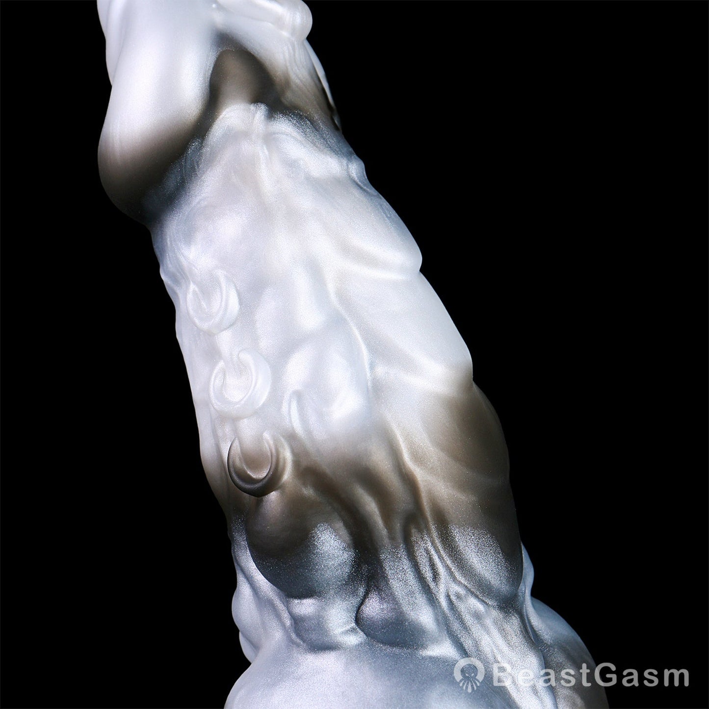 🐦‍🔥 Dragon Scale Fantasy Vibrating Wearable Penis Sleeve - BeastGasm