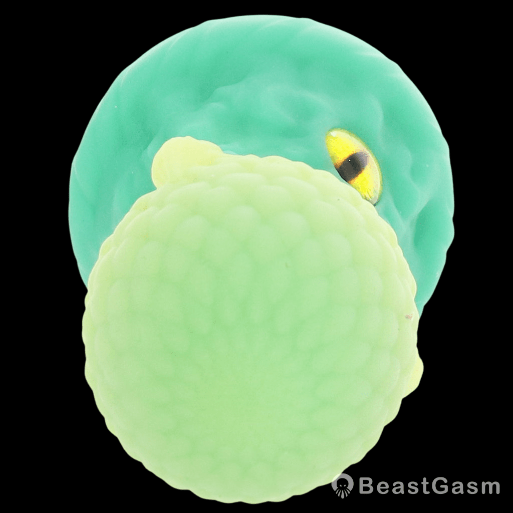 🍏 Eye of the Dragon Plug – Glow Silicone Fantasy Toy - BeastGasm