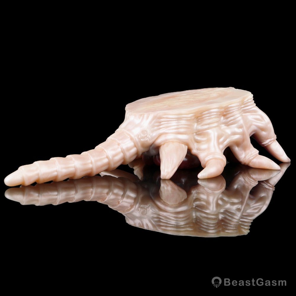 Facehugger Masturbator That Grips & Strokes - BeastGasm