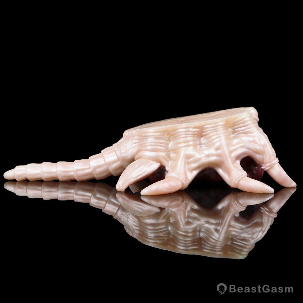 Facehugger Masturbator That Grips & Strokes - BeastGasm
