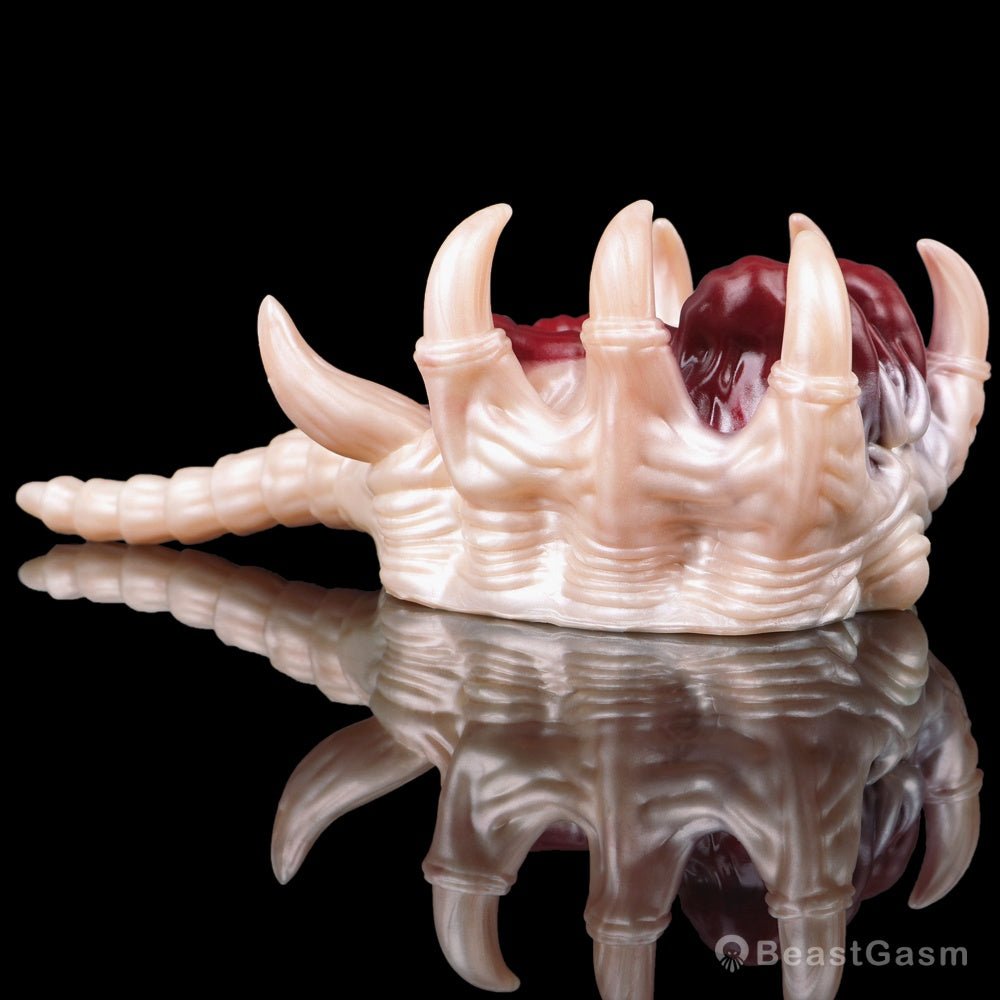 Facehugger Masturbator That Grips & Strokes - BeastGasm