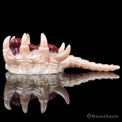 Facehugger Masturbator That Grips & Strokes - BeastGasm