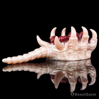 Facehugger Masturbator That Grips & Strokes - BeastGasm