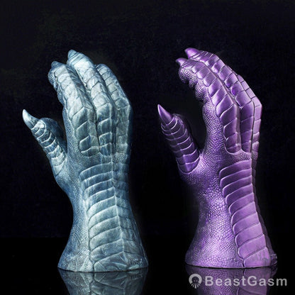 Fierce Fantasy Fun – Dragon Claw Dildo Power! - BeastGasm
