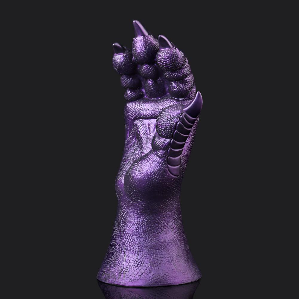 Fierce Fantasy Fun – Dragon Claw Dildo Power! - BeastGasm
