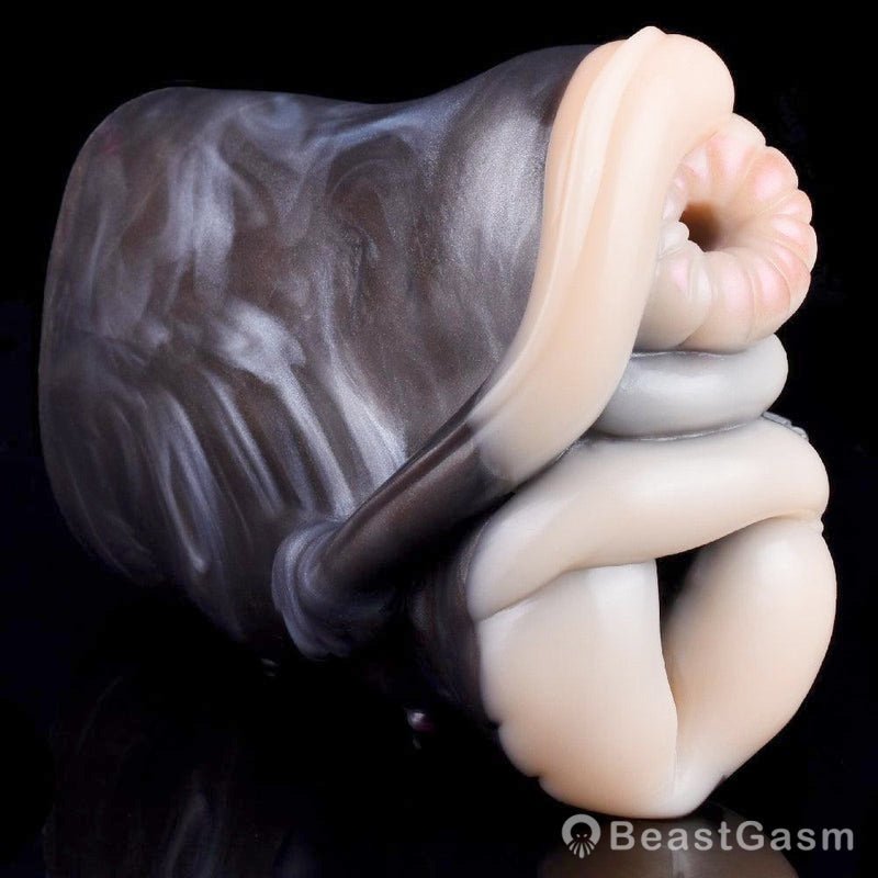 🦒 Giraffe Two-Hole Furry Masturbator – Wild Fantasy Pleasure - BeastGasm