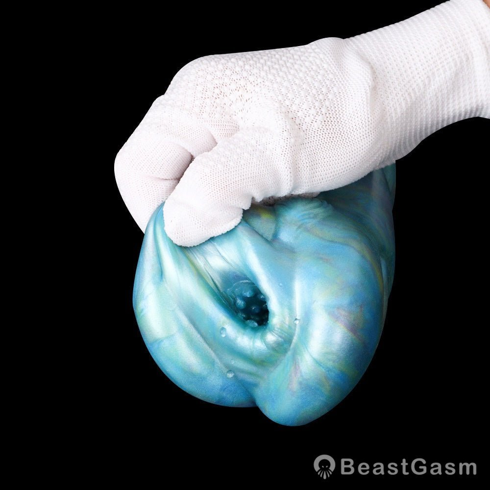 Medical Silicone Alien Masturbator – Out of This World - BeastGasm