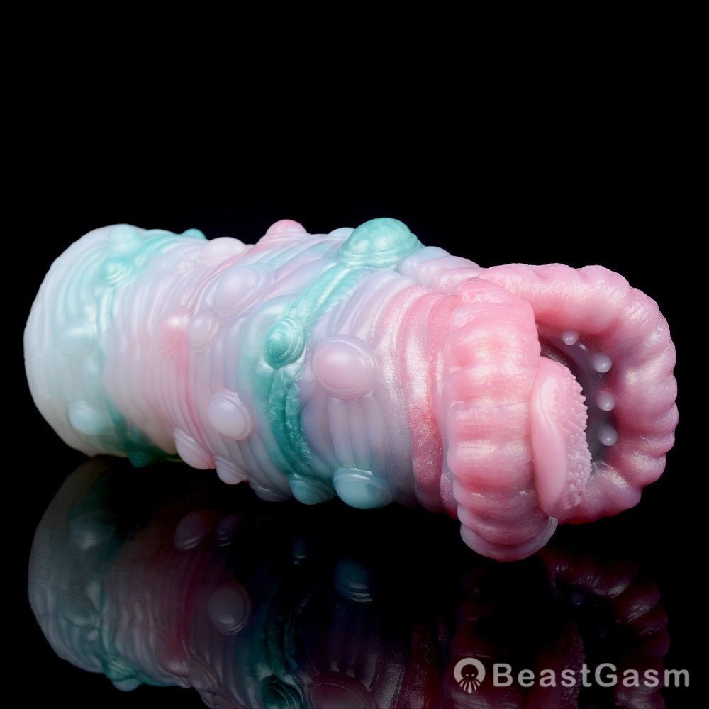 👅 Monster Oral Sex Pocket Pussy: Realistic Big Mouth Massager - BeastGasm
