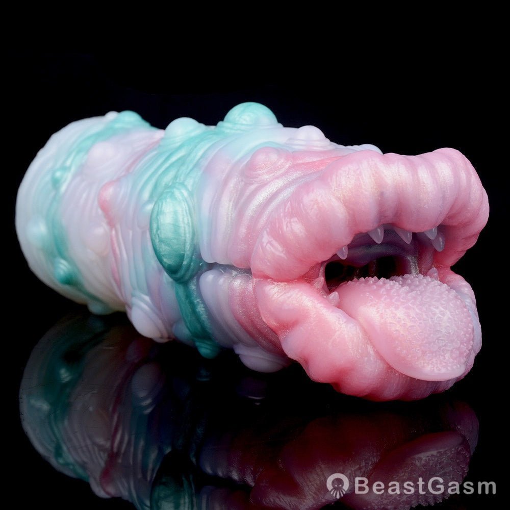 👅 Monster Oral Sex Pocket Pussy: Realistic Big Mouth Massager - BeastGasm