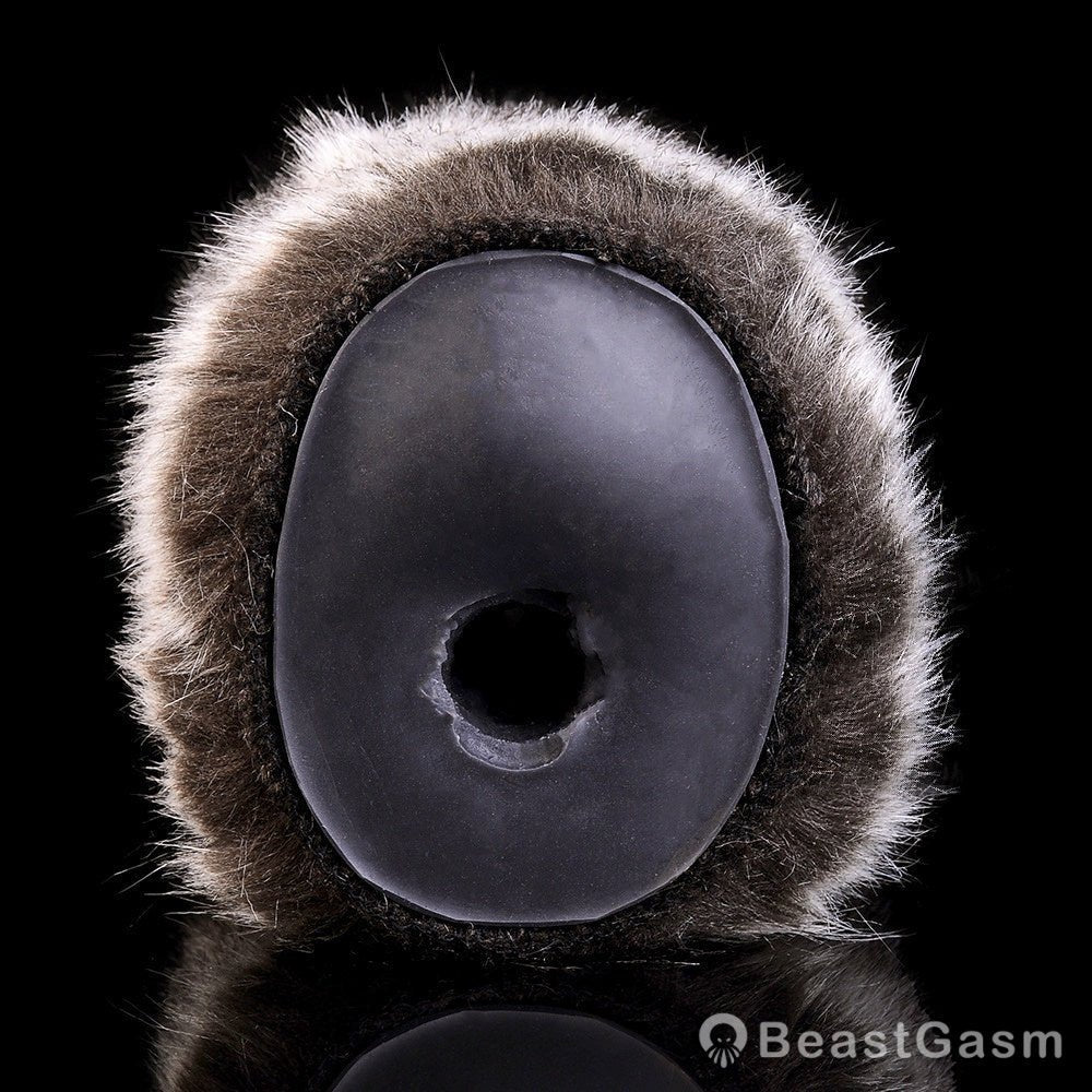 Moonlit Hunter Penetrable - BeastGasm