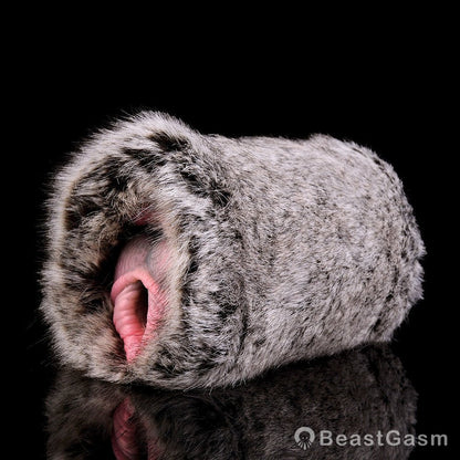 Moonlit Hunter Penetrable - BeastGasm