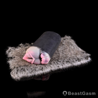 Moonlit Hunter Penetrable - BeastGasm