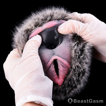 Moonlit Hunter Penetrable - BeastGasm