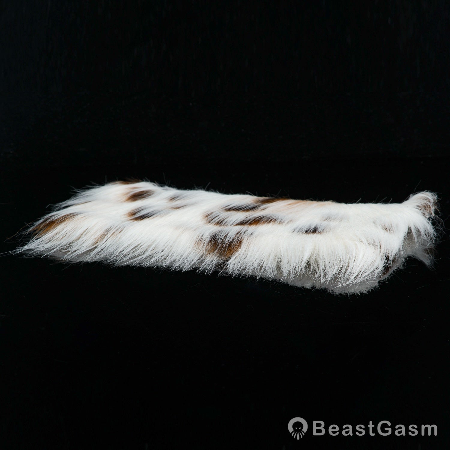 🐆 Snow Leopard Pocket Pussy | Detachable Fur Male Masturbator - BeastGasm