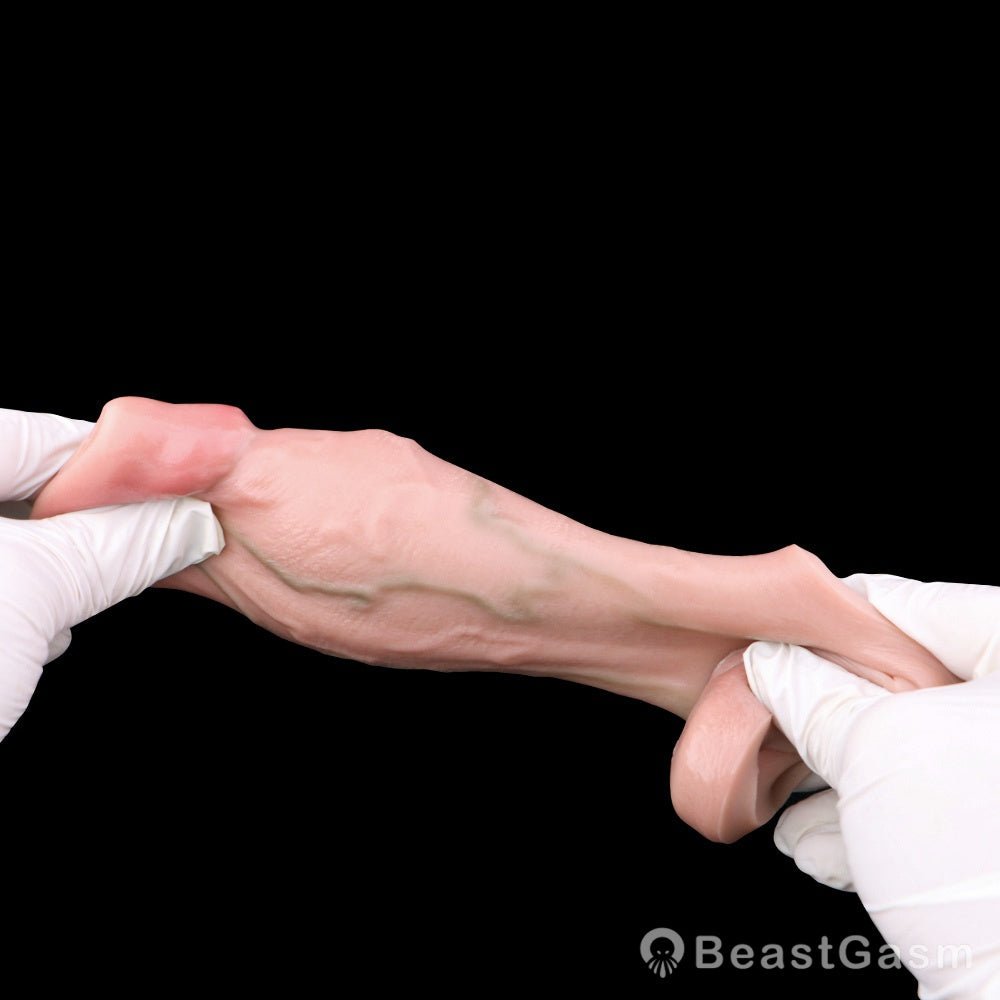 Titan Grip Penis Sleeve 🦇 Soft Silicone, Big Glans Thrills - BeastGasm